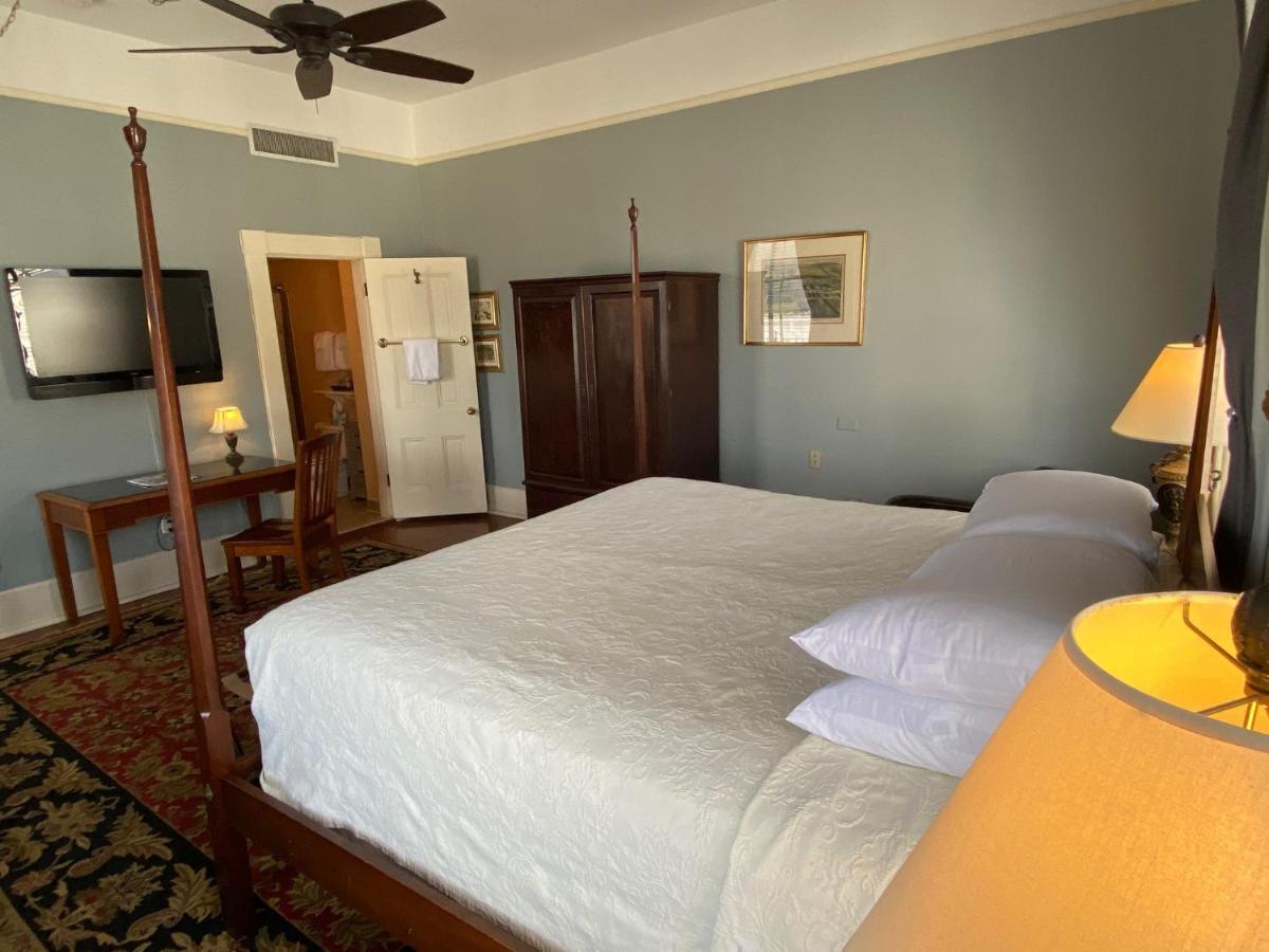 Foley House Inn Savannah Bagian luar foto